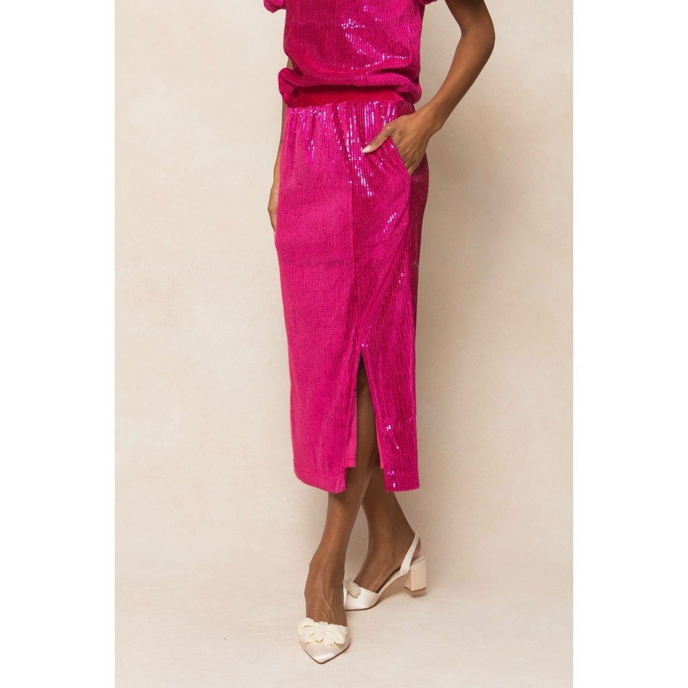 Ivy City Co Monique Skirt in Pink Sequin Sz. 1X - Picture 3 of 8